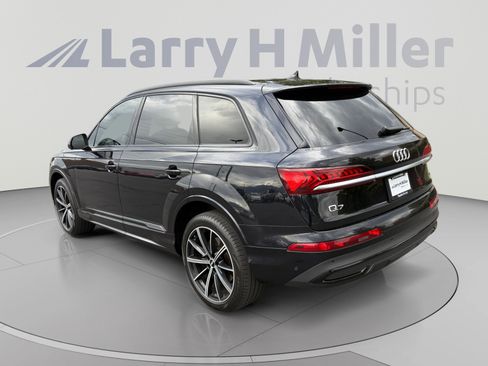 Used 2021 Audi Q7 3.0T Premium Plus AWD/4WD image 3