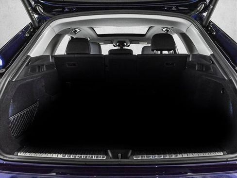 Certified 2025 Audi Q5 Premium w/ Convenience Package AWD/4WD image 6