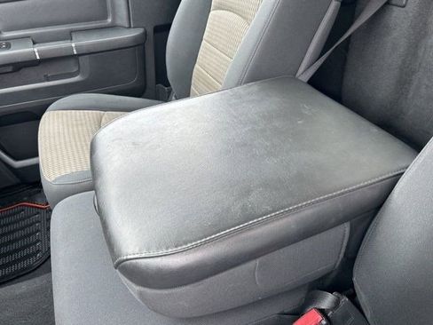 Used 2012 RAM 1500 Express image 26