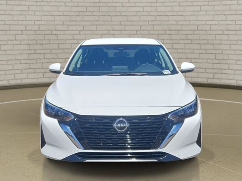 Certified 2025 Nissan Sentra SV FWD image 2