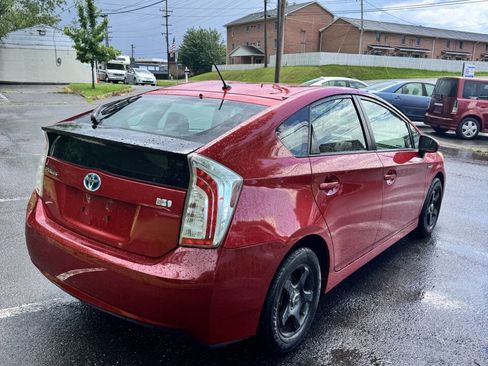 Used 2013 Toyota Prius Four image 9