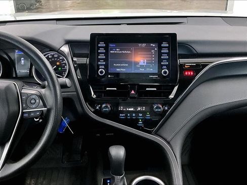 Used 2024 Toyota Camry LE FWD image 18