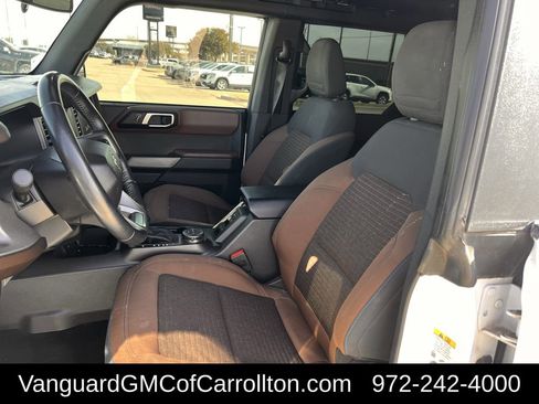Used 2022 Ford Bronco Outer Banks image 23