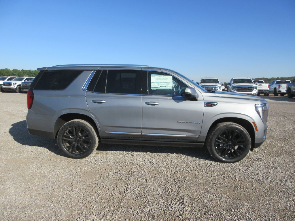 New 2027 GMC Yukon Denali w/ Sun & Power Step Package AWD/4WD image 3