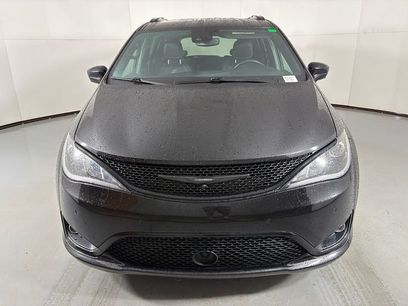 Used 2020 Chrysler Pacifica Touring-L Plus