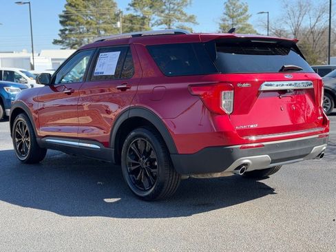 Certified 2023 Ford Explorer Limited image 6
