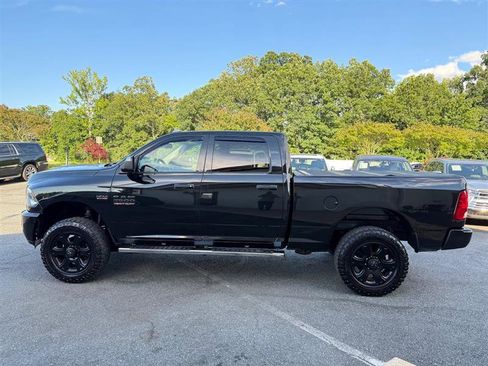 Used 2016 RAM 2500 Big Horn w/ Black Appearance Group image 11