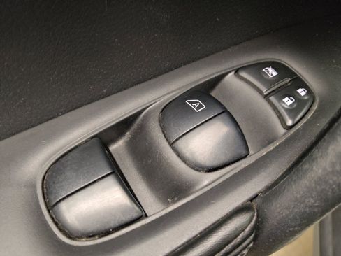 Used 2019 Nissan Rogue SL AWD/4WD image 27