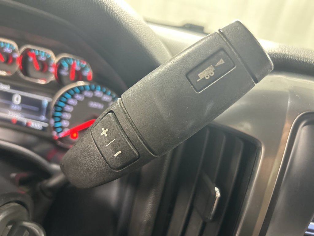Used 2019 Chevrolet Silverado 1500 LT w/ All Star Edition AWD/4WD image 17