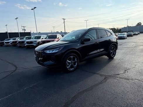 Used 2025 Ford Escape ST-Line FWD image 24