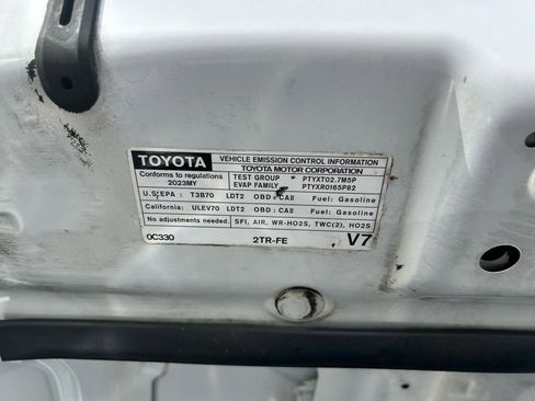 Used 2023 Toyota Tacoma SR image 33