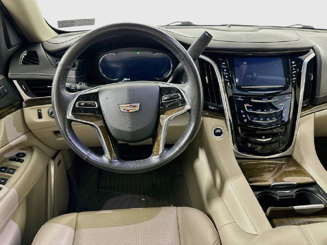 Used 2019 Cadillac Escalade Premium Luxury AWD/4WD image 30