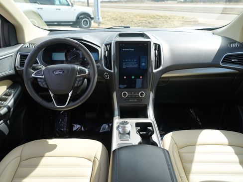 Used 2024 Ford Edge SEL w/ Convenience Package image 26