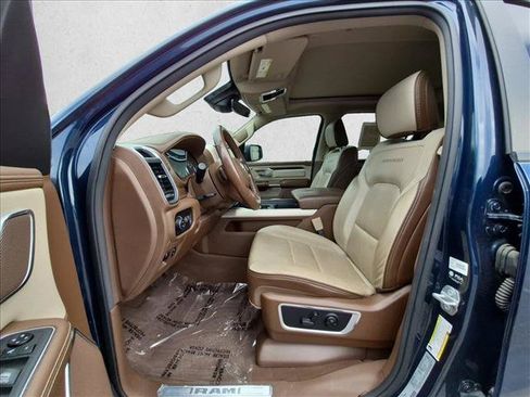 Used 2021 RAM 1500 Laramie RWD image 17