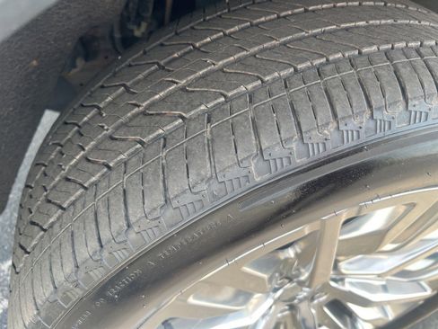 Used 2019 GMC Sierra 1500 Denali w/ Denali Ultimate Package image 10