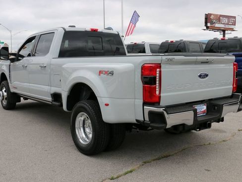 New 2026 Ford F350 Lariat w/ Lariat Premium Package AWD/4WD image 8