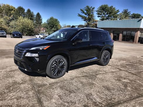 New 2026 Nissan Rogue Platinum w/ Platinum Premium Package image 4