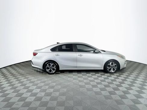 Used 2021 Kia Forte LXS FWD image 9