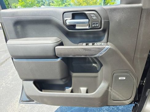 Used 2019 Chevrolet Silverado 1500 LTZ AWD/4WD image 33