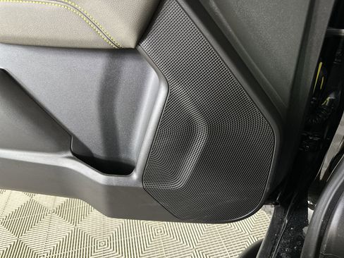 New 2025 Chevrolet Colorado ZR2 w/ Technology Package image 24