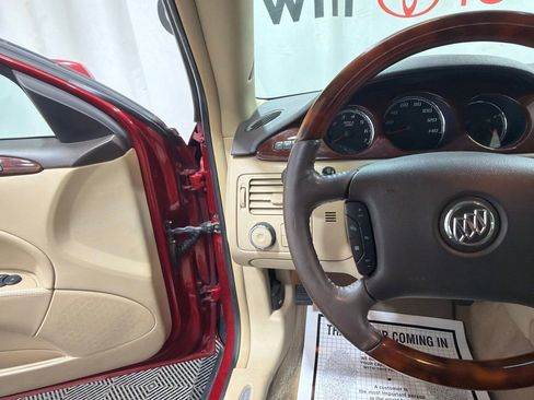Used 2008 Buick Lucerne CXL w/ Driver Confidence Package FWD image 26