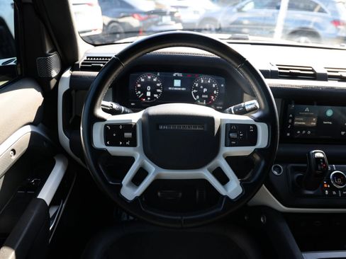 Used 2022 Land Rover Defender 90 S AWD/4WD image 10