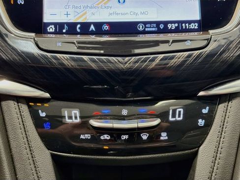 Used 2024 Cadillac XT6 Premium Luxury w/ LPO, Floor Liner Package AWD/4WD image 15