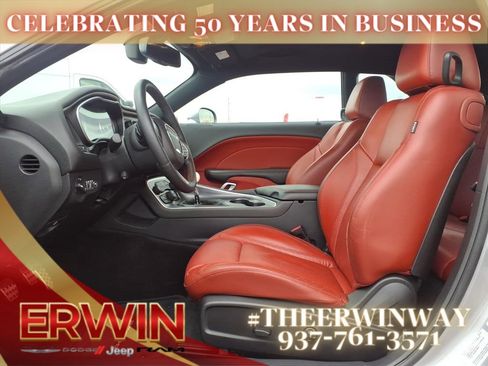 Used 2015 Dodge Challenger R/T Plus image 13