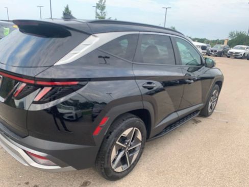 Certified 2025 Hyundai Tucson SEL AWD/4WD image 5