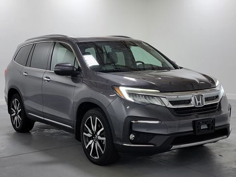 Used 2021 Honda Pilot Touring image 2
