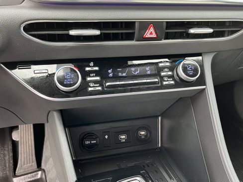 Used 2021 Hyundai Sonata Limited w/ Cargo Package image 24