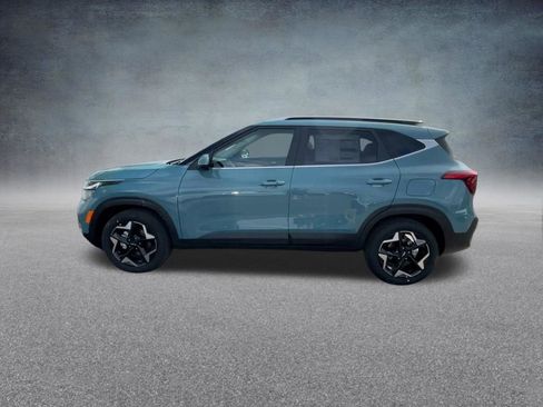 Used 2026 Kia Seltos EX FWD image 13