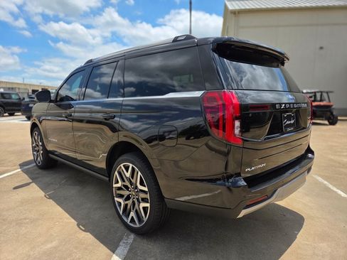 New 2026 Ford Expedition Platinum w/ Platinum Ultimate Package AWD/4WD image 7