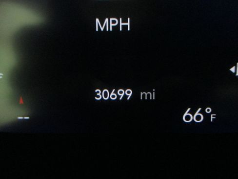 Used 2022 Chrysler Pacifica Touring-L image 21