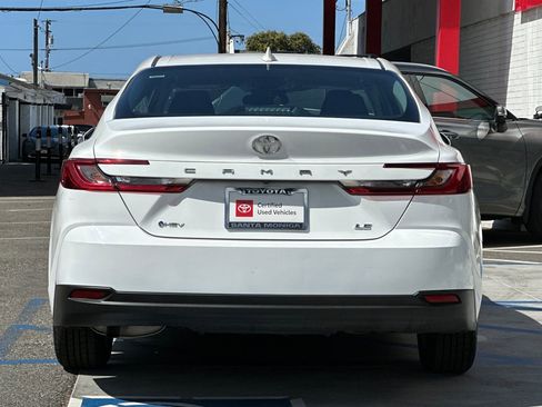 Certified 2025 Toyota Camry LE FWD image 5