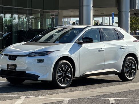 New 2026 Subaru Solterra Premium image 8