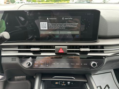 New 2026 Kia Sportage EX AWD/4WD image 32