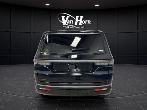 New 2026 Jeep Grand Wagoneer Limited AWD/4WD image 6