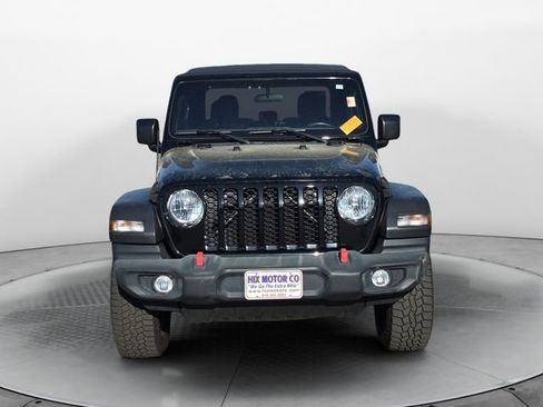 Used 2021 Jeep Gladiator Sport image 8