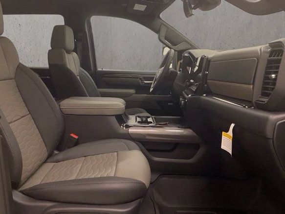 New 2026 Chevrolet Silverado 2500 ZR2 AWD/4WD image 25