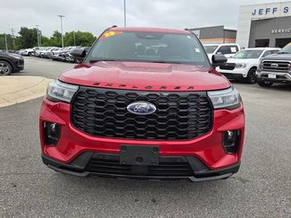 Used 2025 Ford Explorer ST-Line RWD video 2