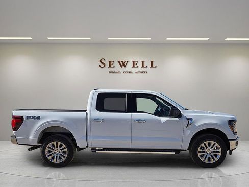 New 2026 Ford F150 XLT w/ XLT Chrome Appearance Package AWD/4WD image 5