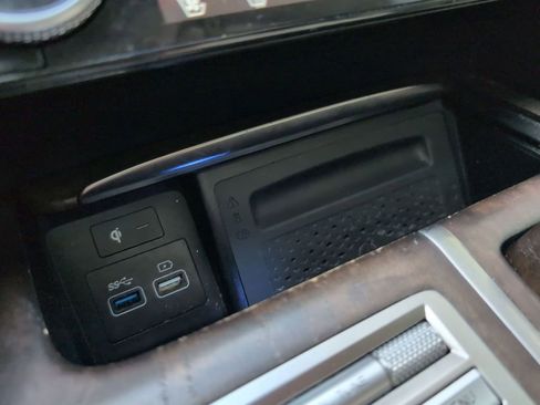 Used 2022 Genesis GV80 2.5T w/ Prestige Package 04 image 33