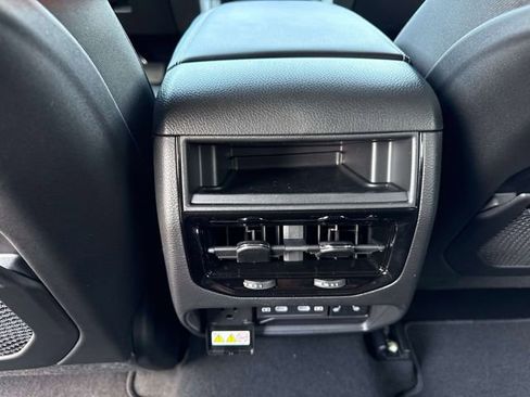 New 2026 Jeep Grand Cherokee Limited image 16