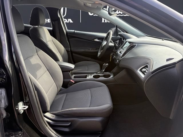 Used 2019 Chevrolet Cruze LT FWD image 15
