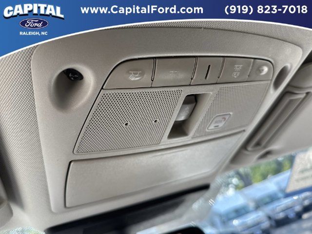 Used 2022 Nissan Armada SL w/ Captain's Chairs Package AWD/4WD image 33