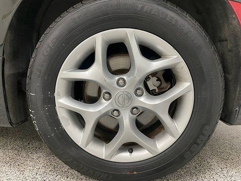 Used 2017 Chrysler Pacifica Touring-L Plus image 26