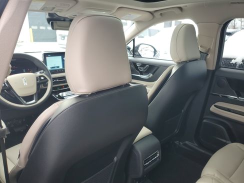 New 2026 Lincoln Corsair Premiere image 26