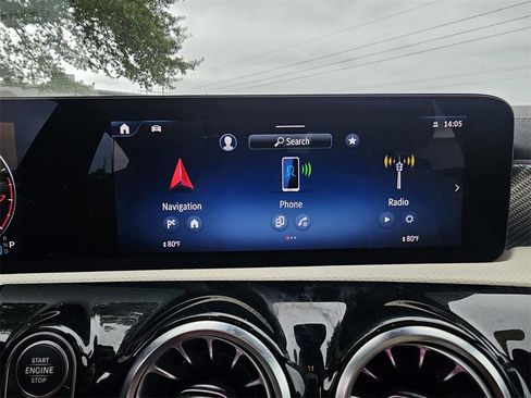 Used 2025 Mercedes-Benz CLA 250 image 19