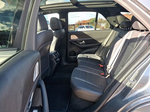 Used 2023 Mercedes-Benz GLE 350 4MATIC image 11